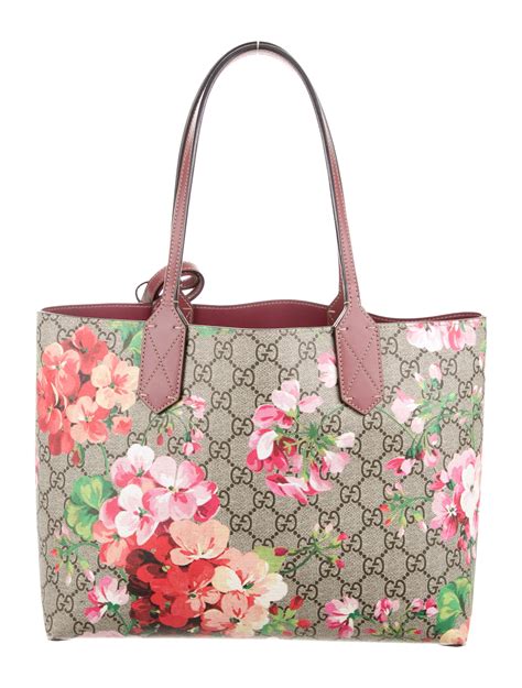 gucci blooms tote small|Gucci gg blooms handbags.